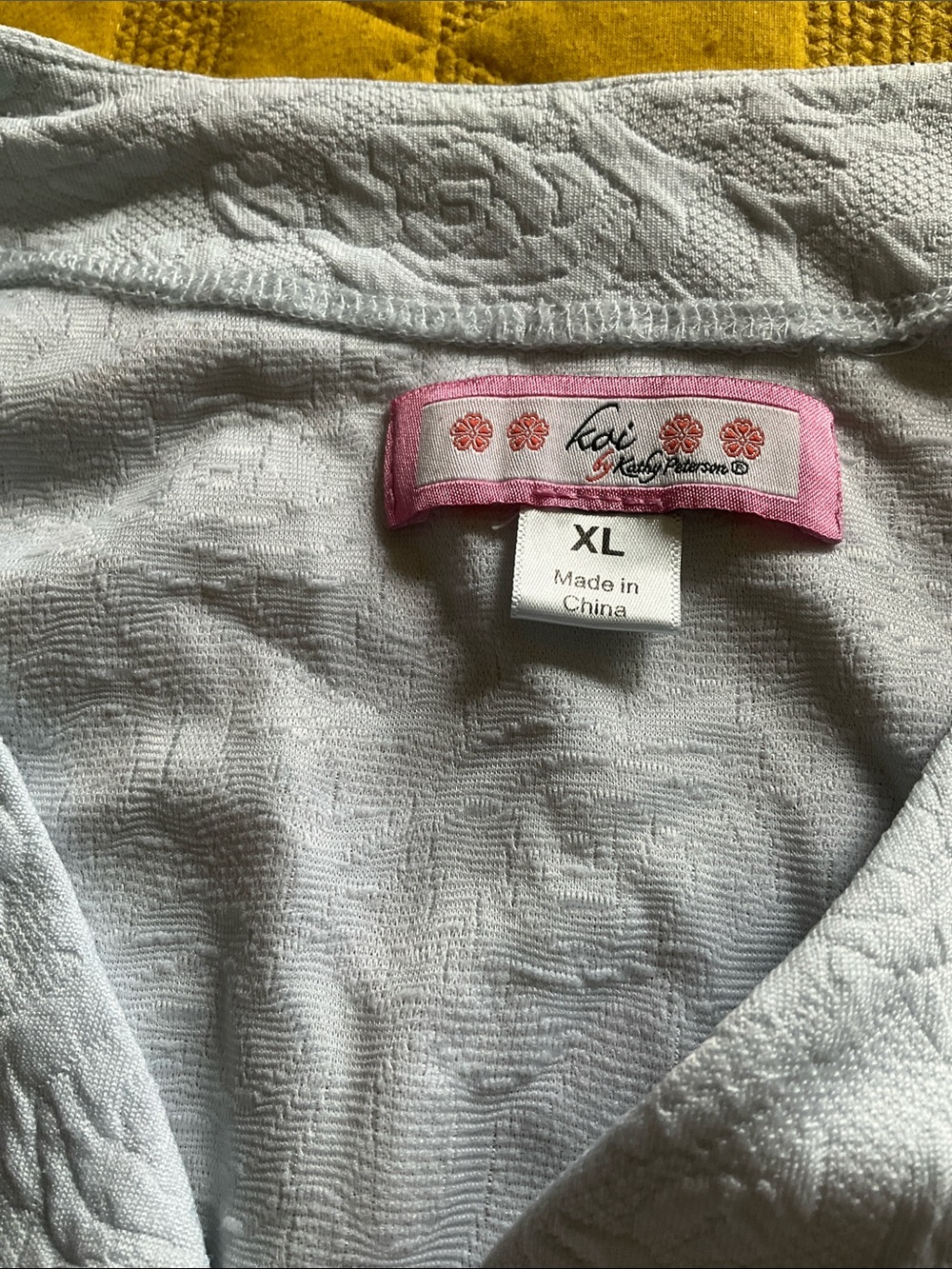 koi Women's White Button-Front Cardigan Scrub Jacket - Picture 3 of 3